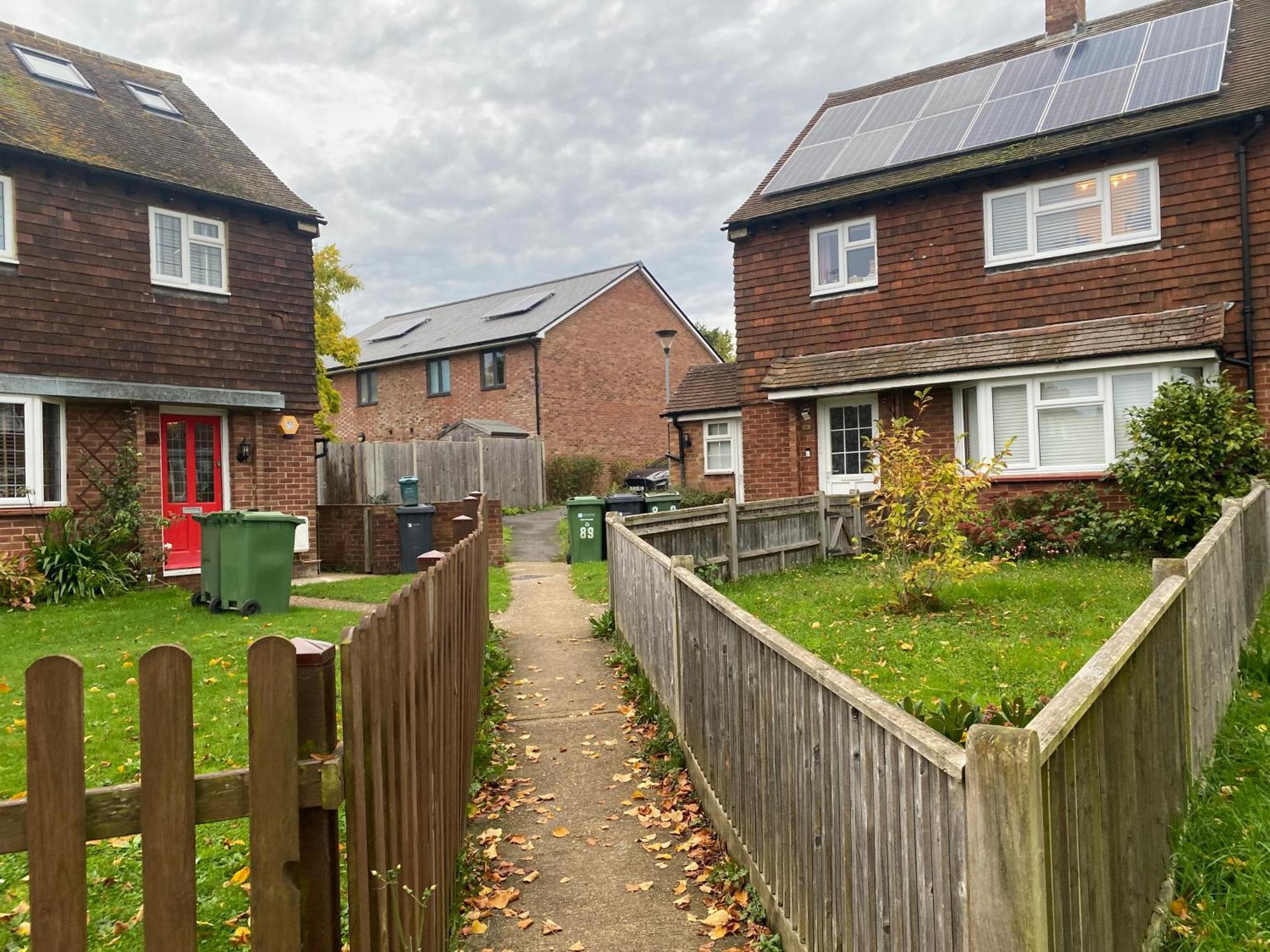 Cosy Apartment With Private Access And Kitchenette In Guildford (Adults Only) Worplesdon Exterior foto
